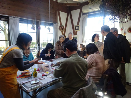 花農場あわの クリスマスリースづくり体験