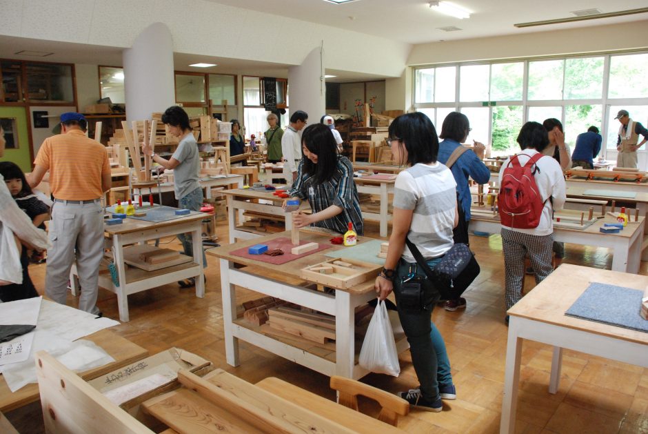 喜連川丘陵の里　杉インテリア木工館