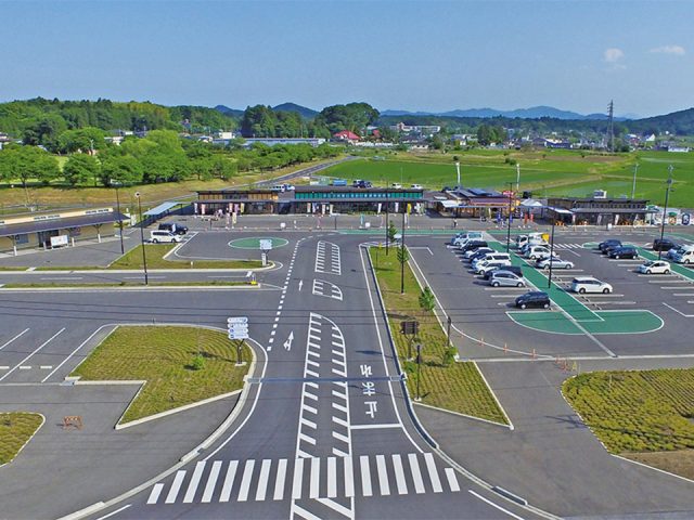 道の駅　サシバの里いちかい　農村直売所