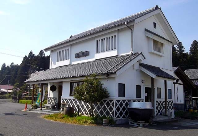 株式会社富川酒造店