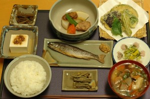 地元食材を使った料理