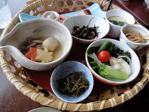 花籠御膳おおるり