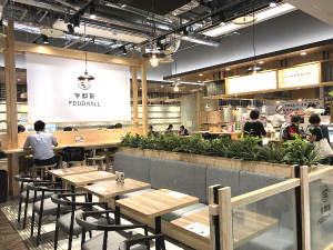 宇都宮FOODHALLの店内