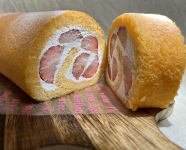 大人気！道の駅にのみやのいちごたっぷりロールケーキ | 農政部職員ブログ「栃木のうんまいもの食べ歩き」